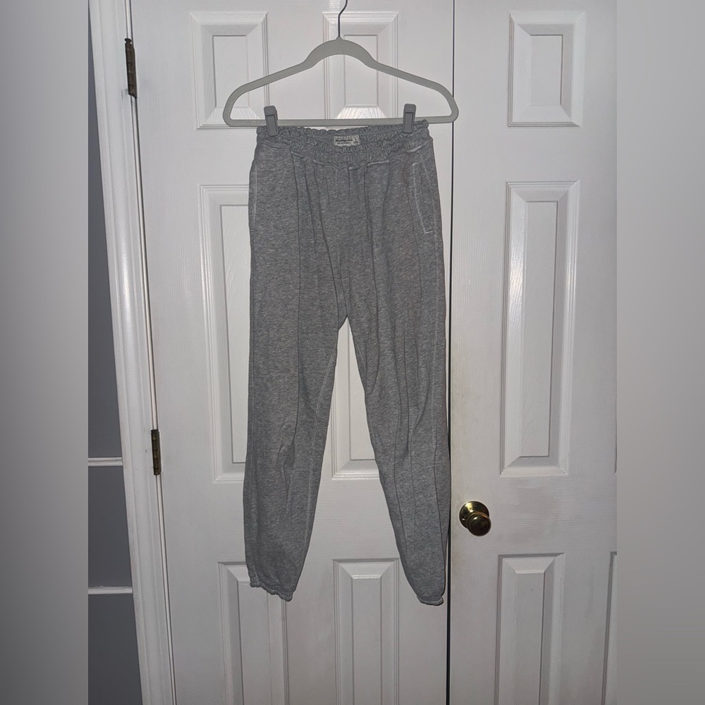 Abercrombie & Fitch Heather Gray Pullover Hoodie